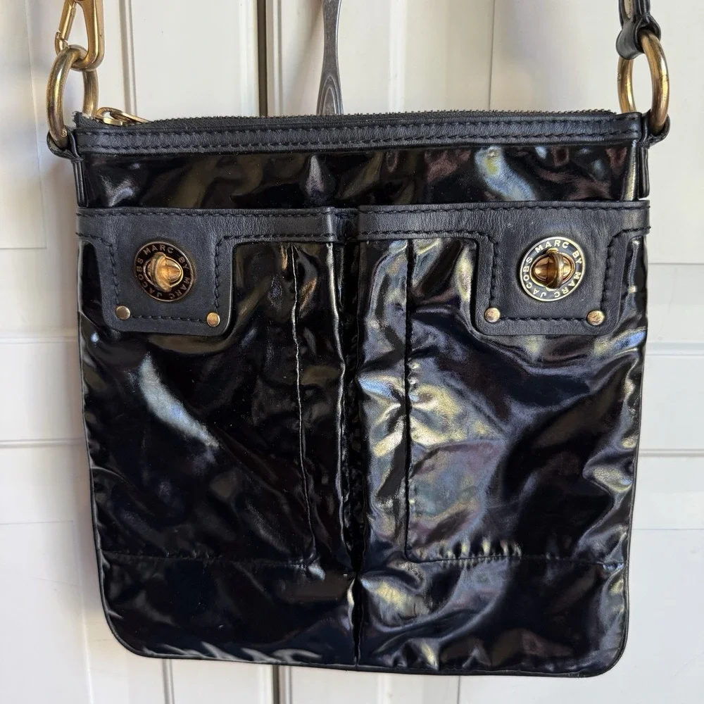 Marc by Marc Jacobs Totally Turnlock Sia Crossbody Bag Black Patent‎ Leather